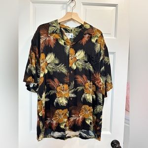 Vintage men’s Plano Hawaii shirt